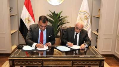 «وزير التعليم» يوقع بروتوكول تعاون مع بنك الطعام